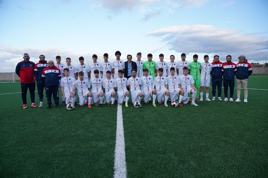 TARANTO – Maglia rossoblù per il giovane Curcelli