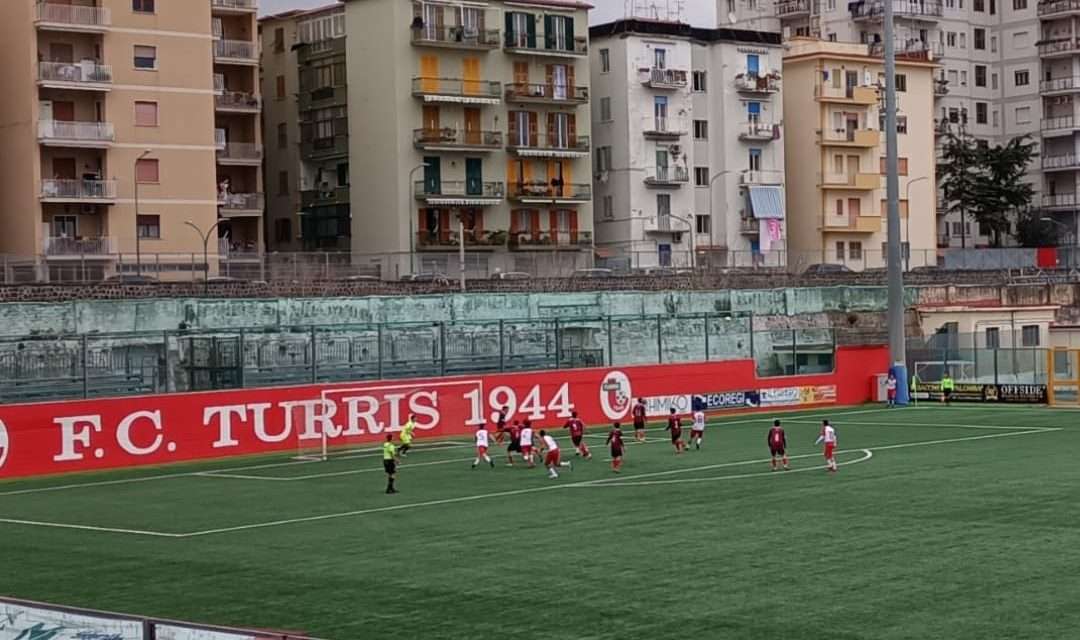 TURRIS-LATINA – Corallini ESAGERATI! (andata play off Ottavi)