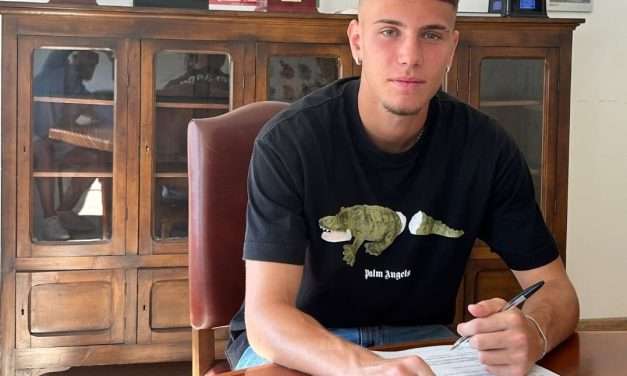 UFFICIALE – Maglia rossoverde per Antonio Raimondo