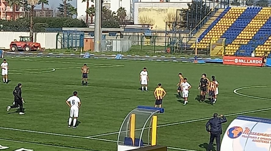 PRIMAVERA 4 – Arezzo in casa, derby Sorrento-Giugliano