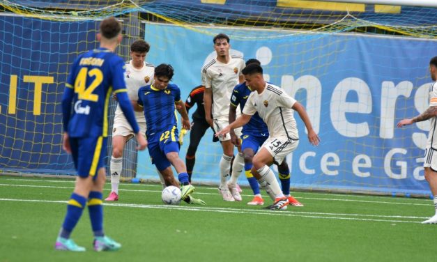 HELLAS VERONA – Un bomber “vola” in Sicilia