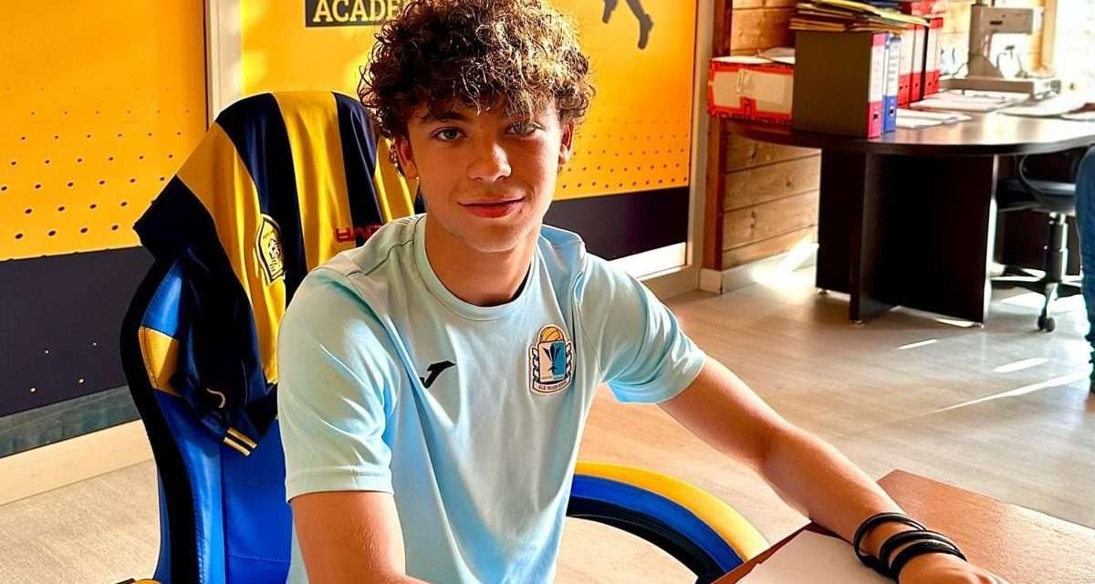 “ASD VINCENZO RICCIO” – Auriemma alla Juve Stabia