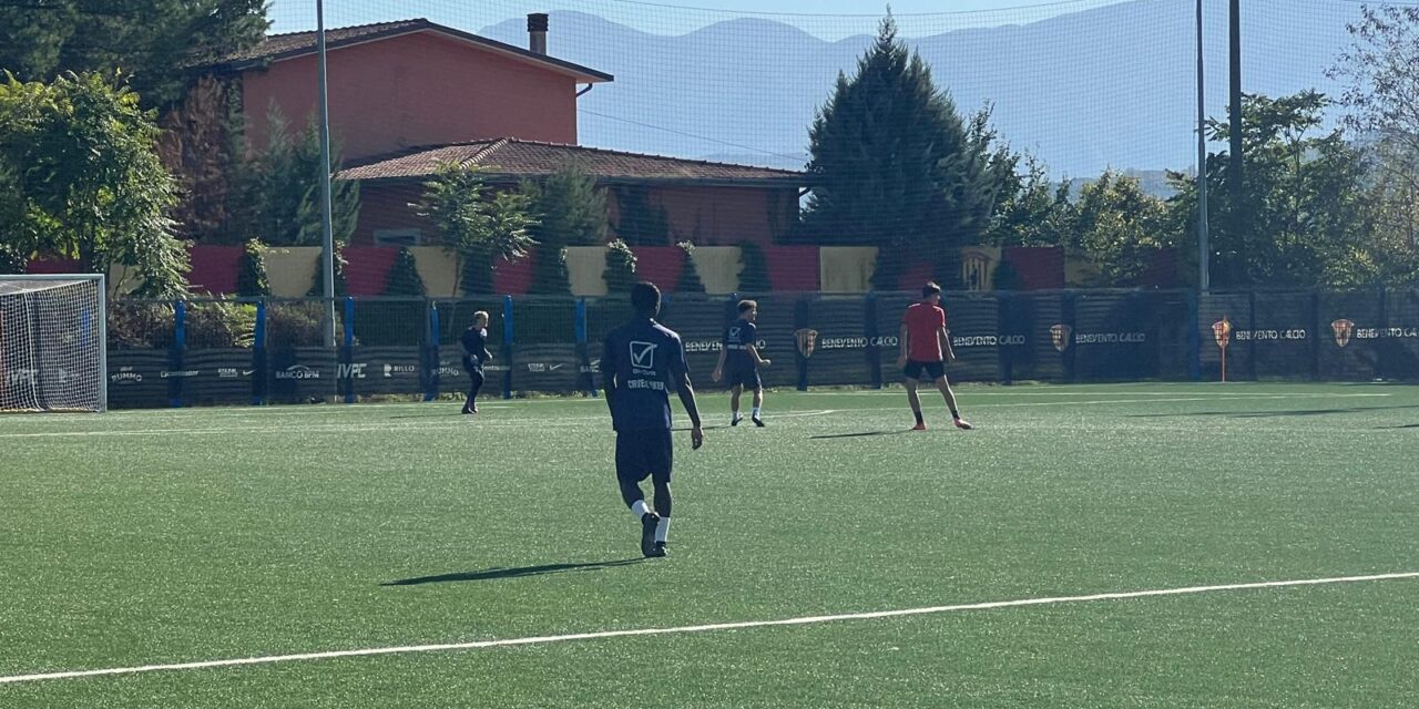 Benevento-Cavese (Amichevole e foto U17): finale 6-1 per gli stregoncini