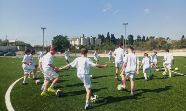 Stage Calcio Bari 2026 – Aperte le iscrizioni per calciatori e portieri!
